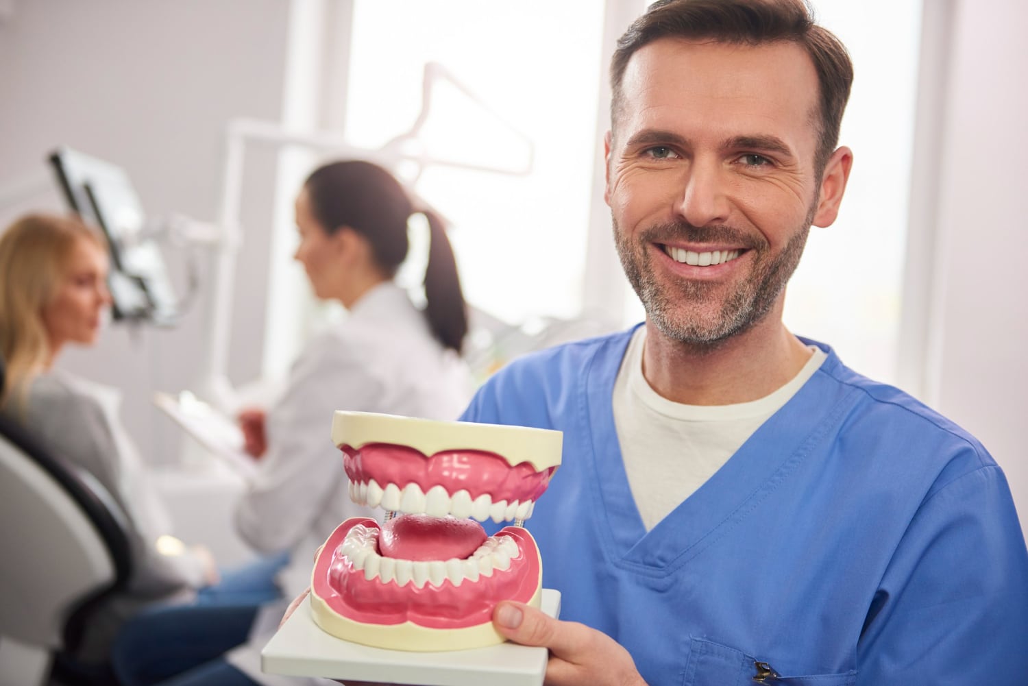 All-on-4 Implants vs. Dentures: How to Decide